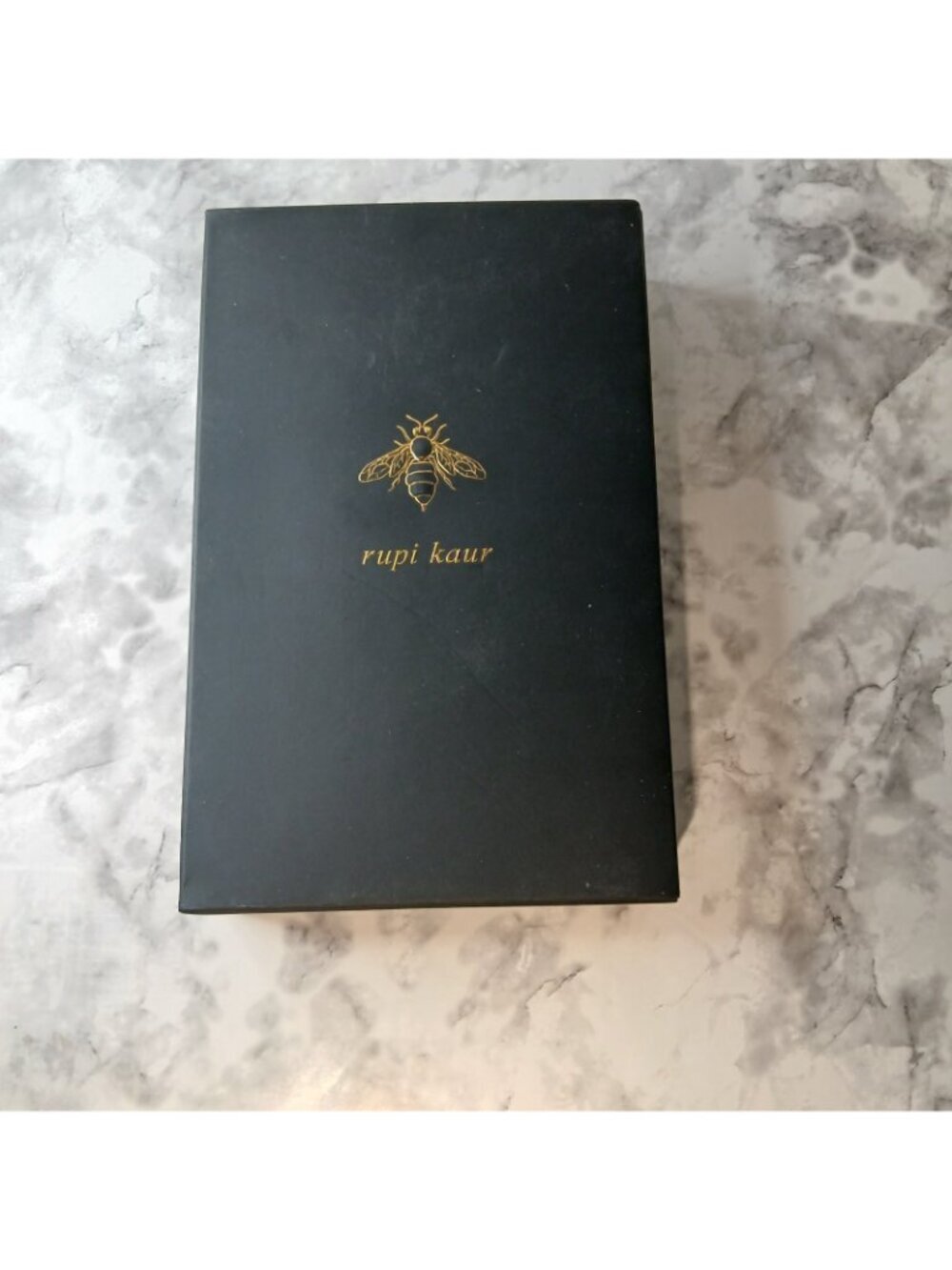 Rupi Kaur Poetry Book Lot Milk and Honey & The Sun and Her Flowers Box Set - Picture 4 of 7